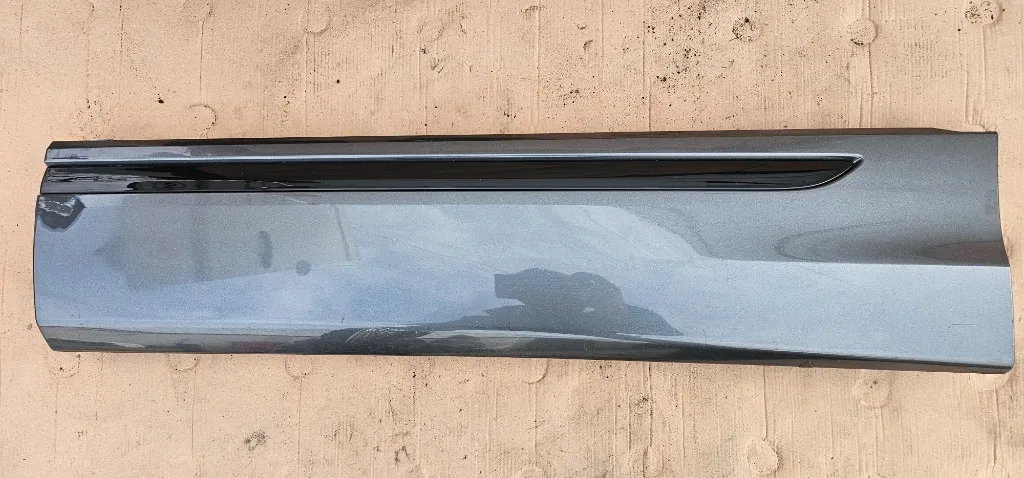 Bandou usa stanga spate AUDI Q8 S-Line 2018 2019 2020 2021