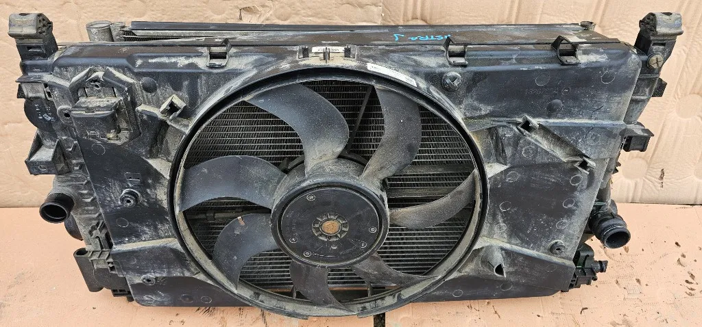 Electroventilator racire Opel Astra J 1.7 CDTI 2010 2011 2012 2013