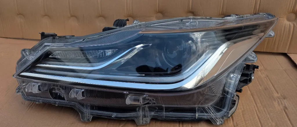 Far stanga Full LED Toyota Corolla Sedan 2019 2020 2021 2022