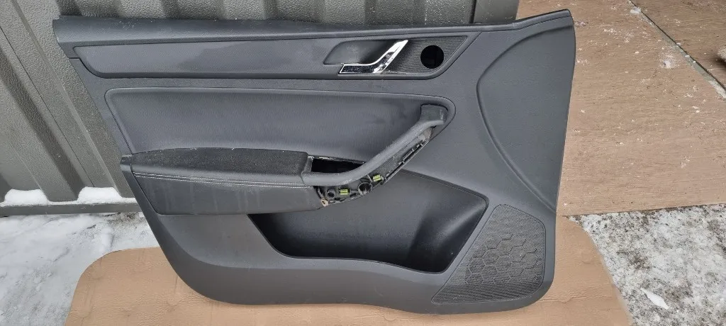 Tapiterie Fata usa interior stanga sofer Skoda Rapid 2013 2014 2015 2016