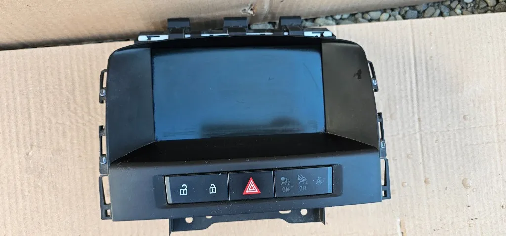 Display navigatie mare Opel Astra J 2010 2011 2012 2013