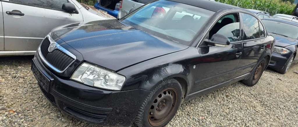 Oglinda stanga Skoda Superb 1 Facelift 2006 2007 2008