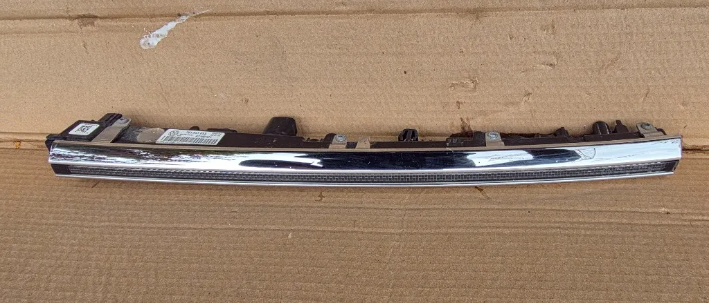 DRL / Lumina de zi stanga VW Touareg 3 CR Facelift 2023 2024 2025
