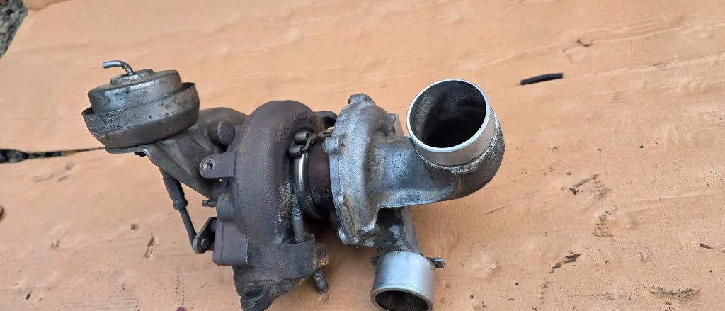 Turbina Toyota Avensis T25 / Rav 4 2.2 D-CAT 2006 2007 2008 2009