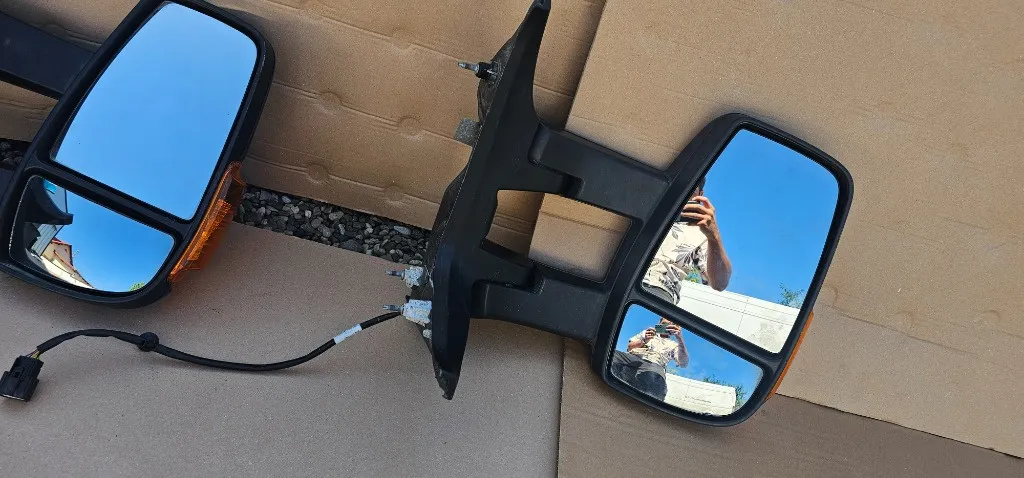 Oglinda dreapta brat lung Ford Transit sasiu 2014 2015 2016 2017 2018 2019