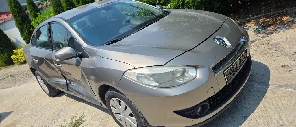 Aripa dreapta fata Renault Fluence 2010 2011 2012 2013 2014
