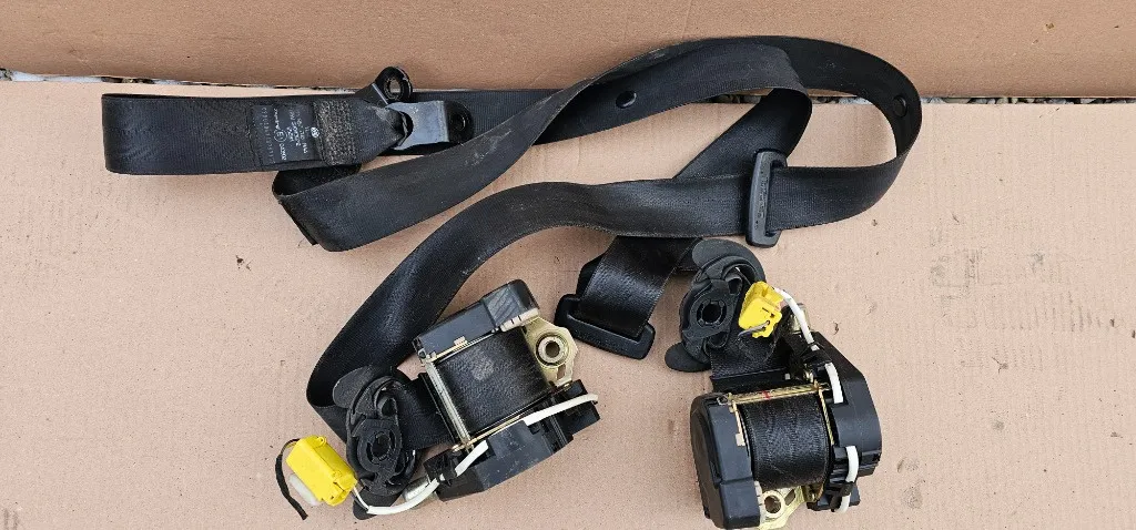 Centuri siguranta VW Touran 2005 2006 2007 2008 2009