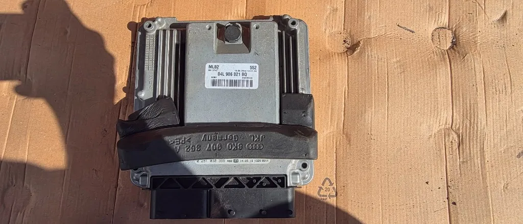 Ecu calculator motor Audi A4 b8 Facelift 2.0 TDI CNH 2014 2015 2016