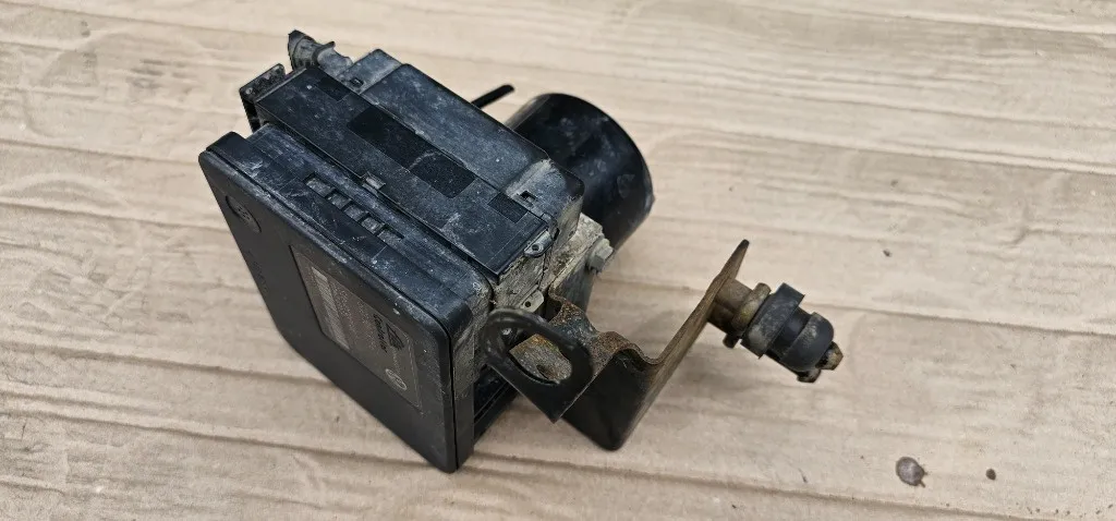 Pompa modul ABS Vw Polo 9N / Skoda Fabia 1 6Y 2002 2003 2004 2005