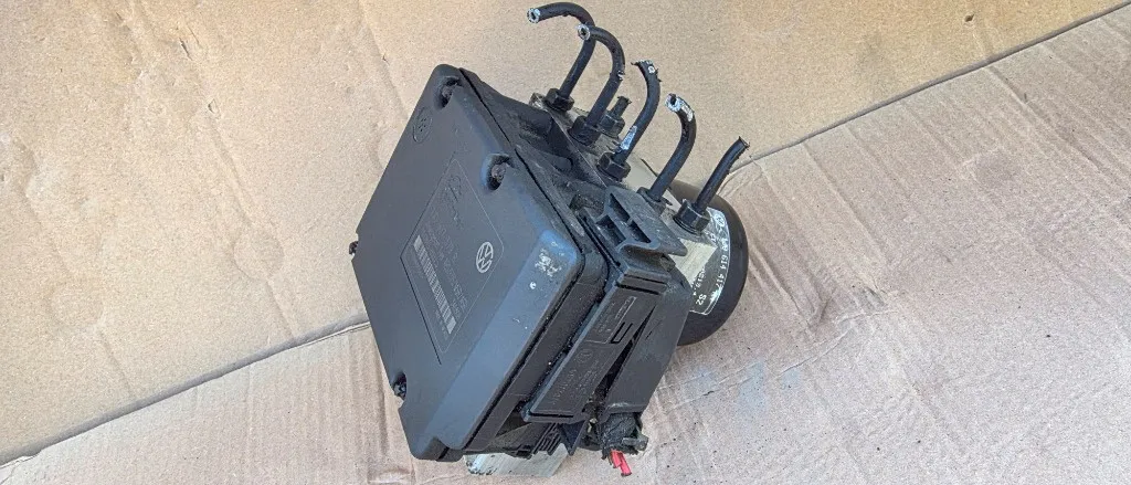 Pompa modul ABS Vw Golf 4 2000 2001 2002 2003 2004