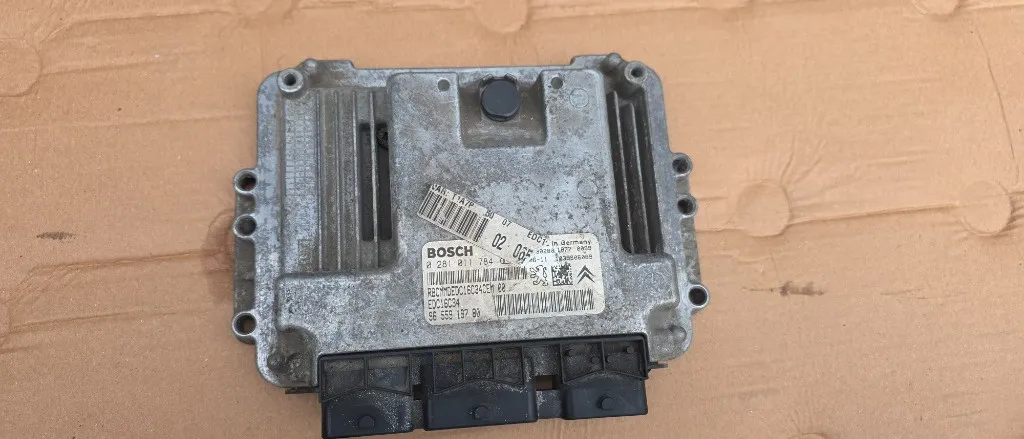Ecu calculator motor Peugeot 206 1.4 HDI 2004 2005 2006 2007