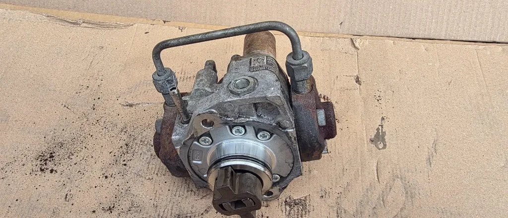 Pompa inalta presiune Toyota RAV 4 2.2 D Euro 5 2010 2011 2012 2013