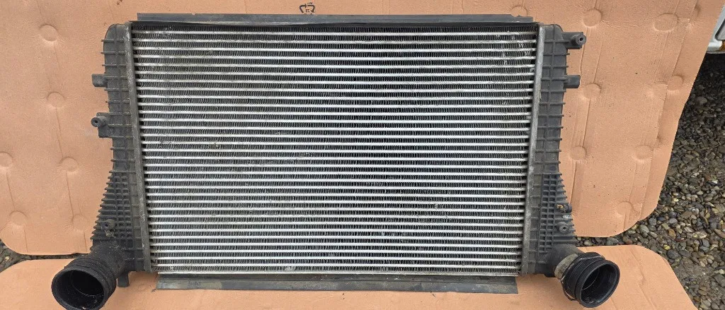 Radiator intercooler Vw Touran 1.9 tdi BKC BXE 2004 2005 2006 2007