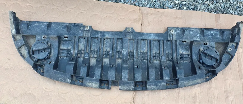 Scut motor sub bara fata Renault Fluence 2010 2011 2012