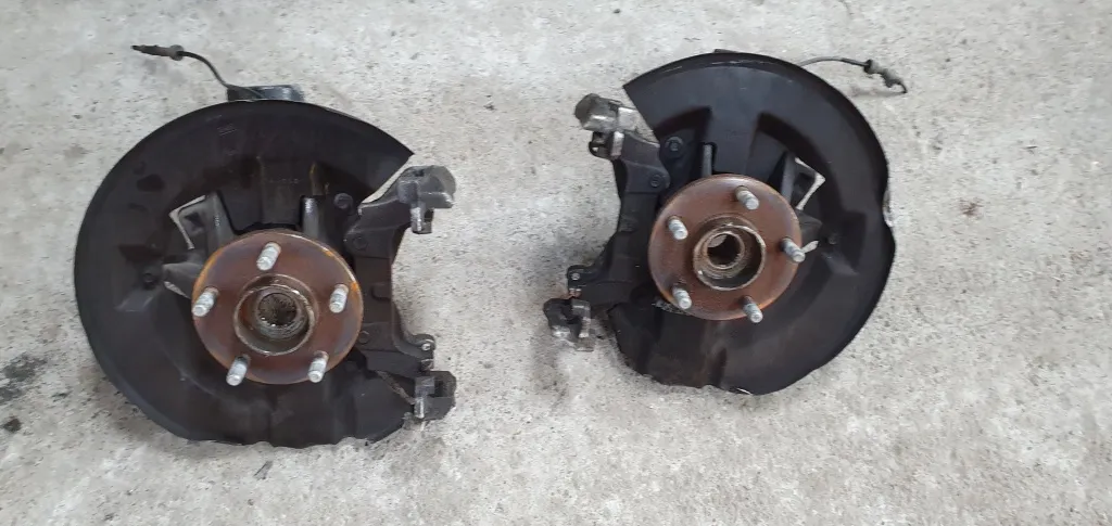 Fuzeta stanga dreapta fata Ford Kuga 2 2.0 TDCI 2013 2014 2015 2016 2017