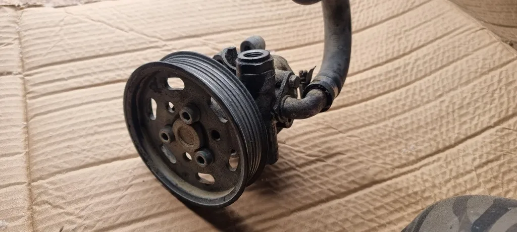 Pompa Servodirectie Ford Galaxy 1.9 TDI ANU AHU AFN AUY ASZ 2000 2001 2002 2003 2004