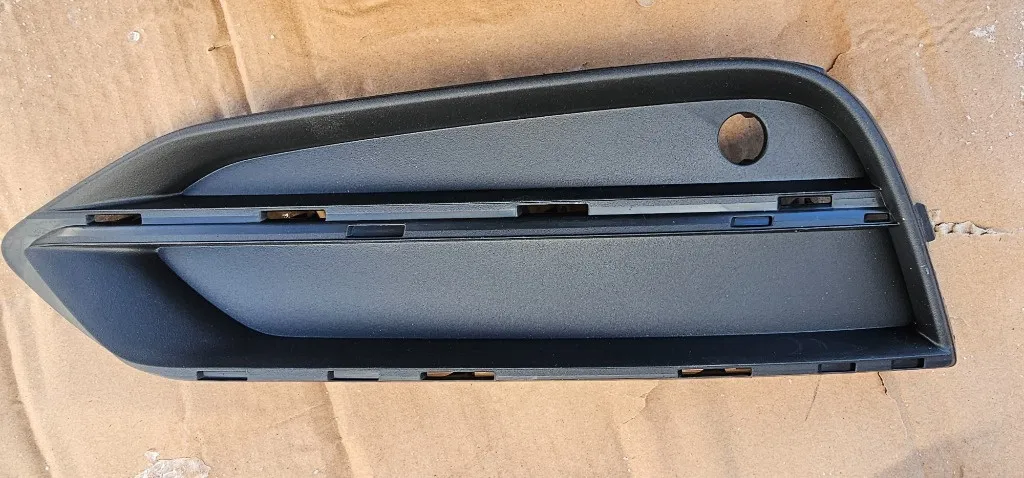 Grila stanga bara fata (Inscription) Volvo V90 2016 2017 2018 2019 2020