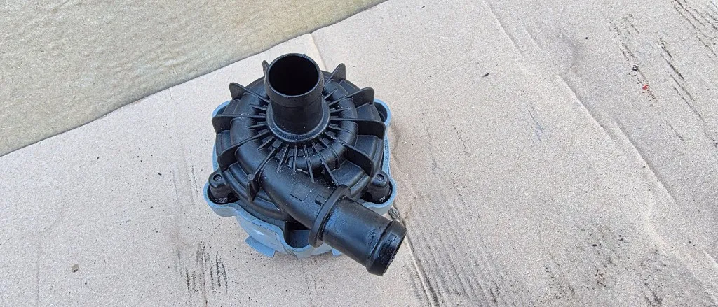 Pompa recirculare Apa Audi A6 C9 / A5 B10 2.0 TDI 2025 2026