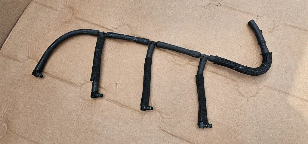 Rampa retur injectoare Vw Polo 6R 1.6 TDI CAY 2010 2011 2012 2013