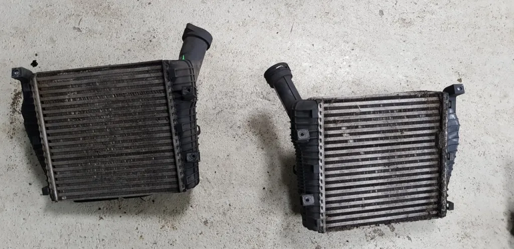 Radiator intercooler stanga dreapta AUDI Q7 3.0 tdi 2007 2008 2009