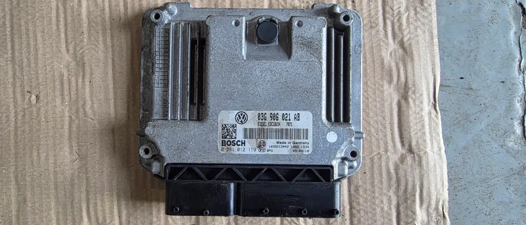 Ecu calculator motor Vw Passat B6 2.0 TDI BMP 2006 2007 2008