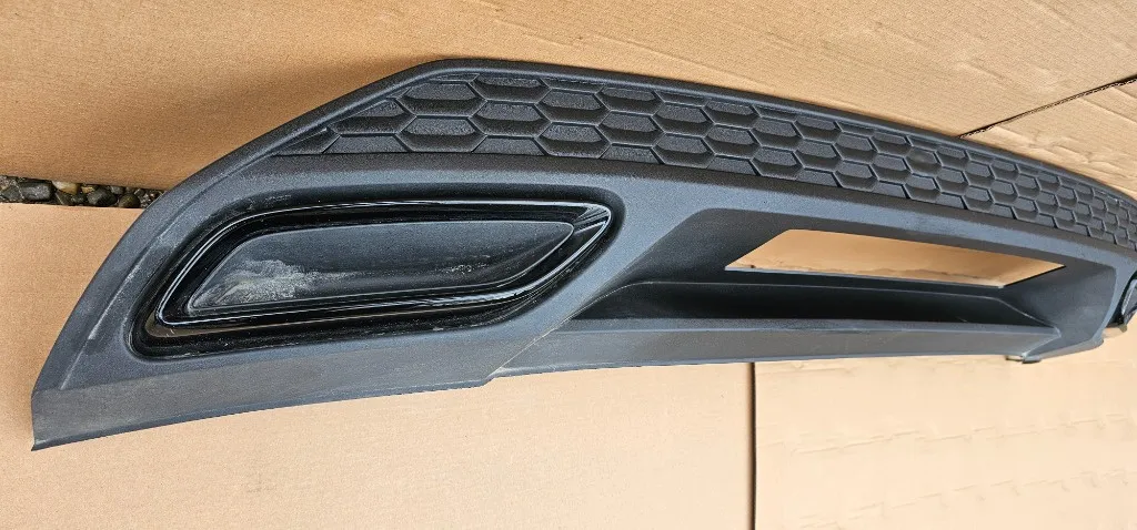 Difuzor bara spate Audi A3 8Y Sportback 2020 2021 2022 2023