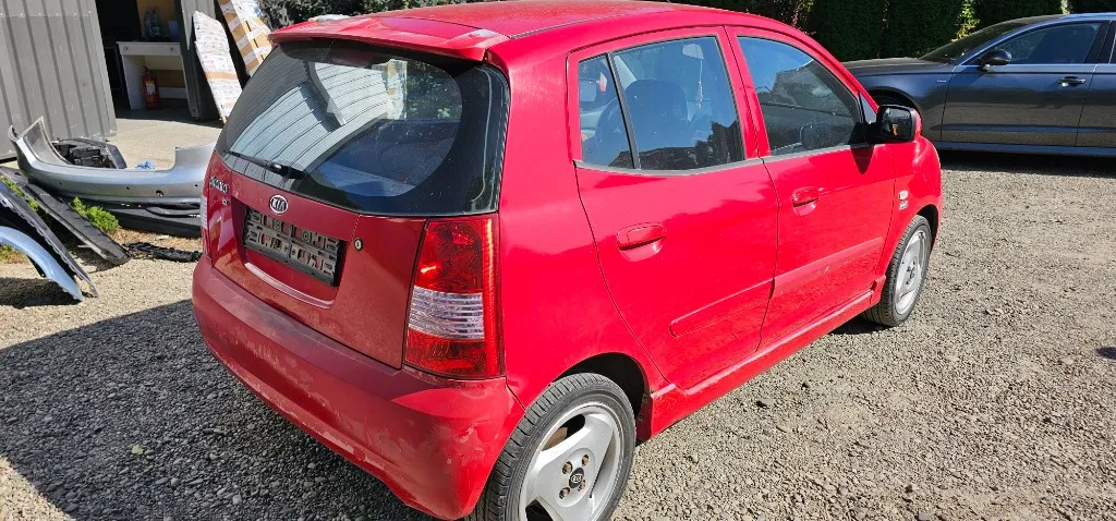 Usa stanga / dreapta spate Kia Picanto 2004 2005 2006 2007