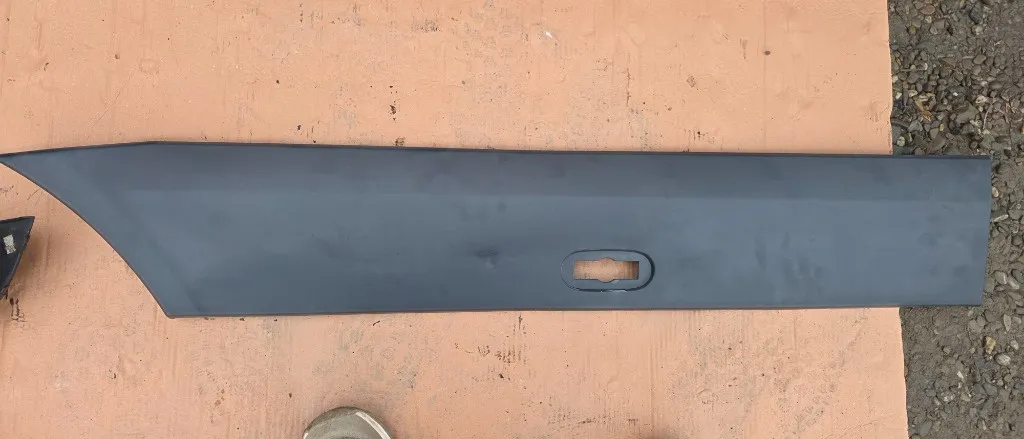 Bandou lateral dreapta Mercedes Sprinter 906 2010 2011 2012 2013 2014 2015 2016 2017