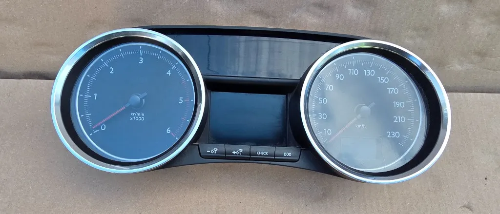 Ceasuri bord Peugeot 508 1.6 HDI 2010 2011 2012 2013 2014