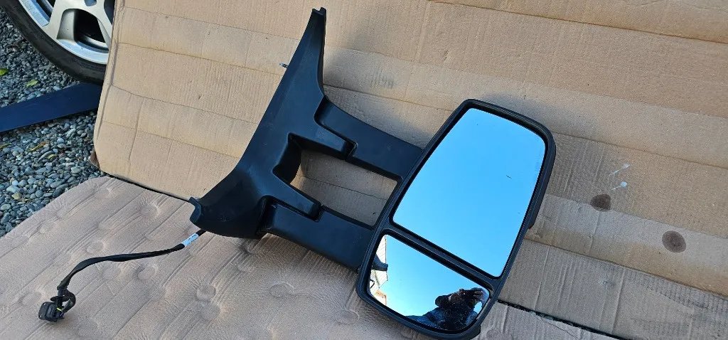 Oglinda dreapta brat lung Ford Transit sasiu 2014 2015 2016 2017 2018 2019