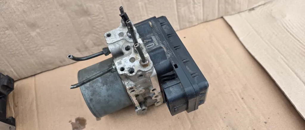 Pompa modul ABS Toyota Rav 4 Facelift 2010 2011 2012 2013