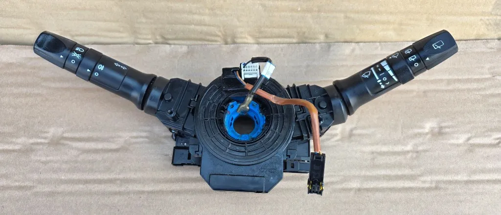 Maneta semnalizare / stergator Hyundai I20 2009 2010 2011 2012 2013