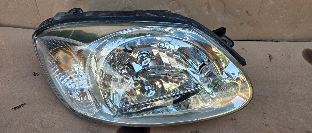 Far dreapta Hyundai Accent 2004 2005