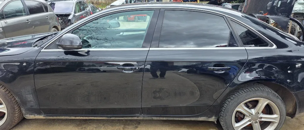 Usa spate stanga / dreapta AUDI A4 B8 8K sedan 2009 2010 2011 2012 2013 2014 2015