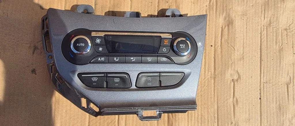 Panou climatronic Ford Focus 3 2011 2012 2013 2014