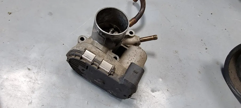 Clapeta acceleratie VW Lupo Polo Seat Ibiza 1.4 benzina AUD 1999 2000 2001 2002