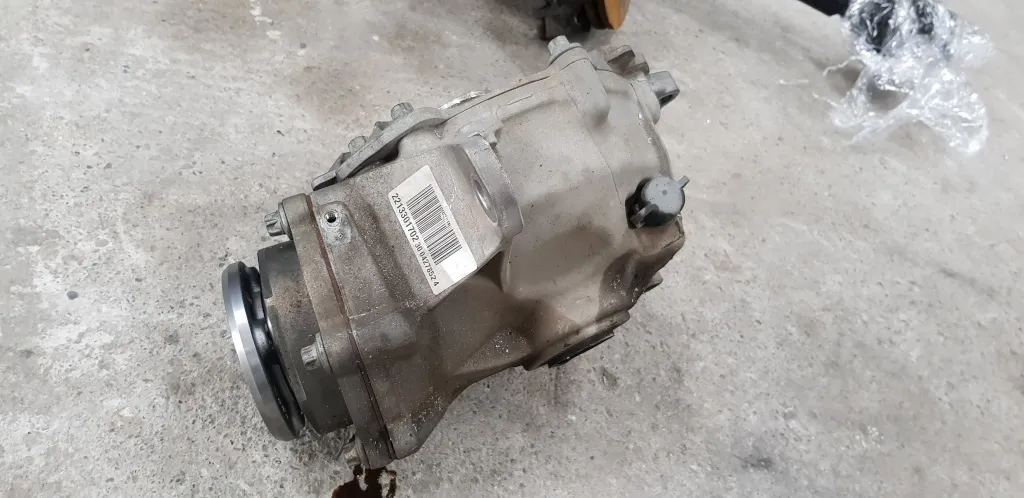 Cutie transfer Grup diferential fata Mercedes C-Classe W204 2009 2010 2011 2012