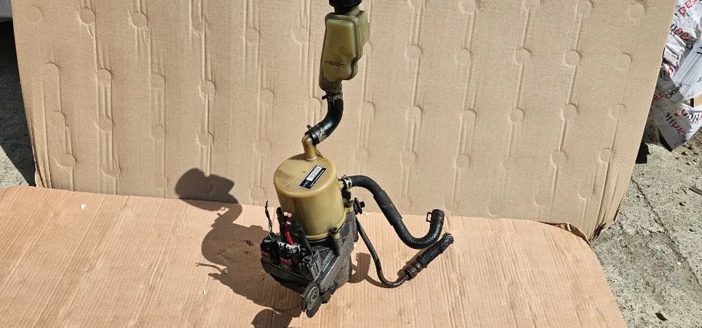 Pompa servodirectie electrica Mazda 3 BK 2004 2005 2006 2007 2008