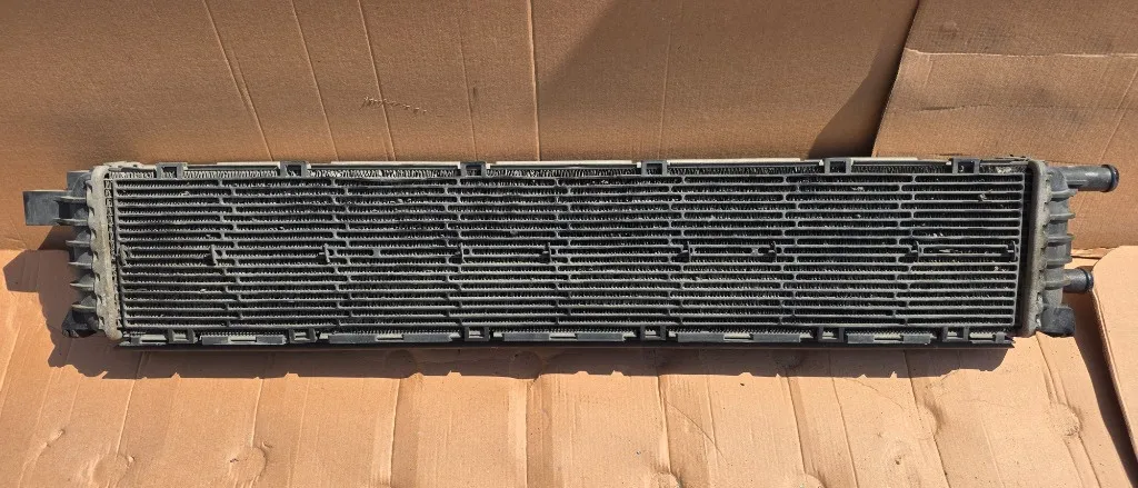 Radiator auxiliar apa Audi A4 B8 / A5 8T Facelift 2.0 TDI euro 6 CSU CNH 2014 2015 2016 2017