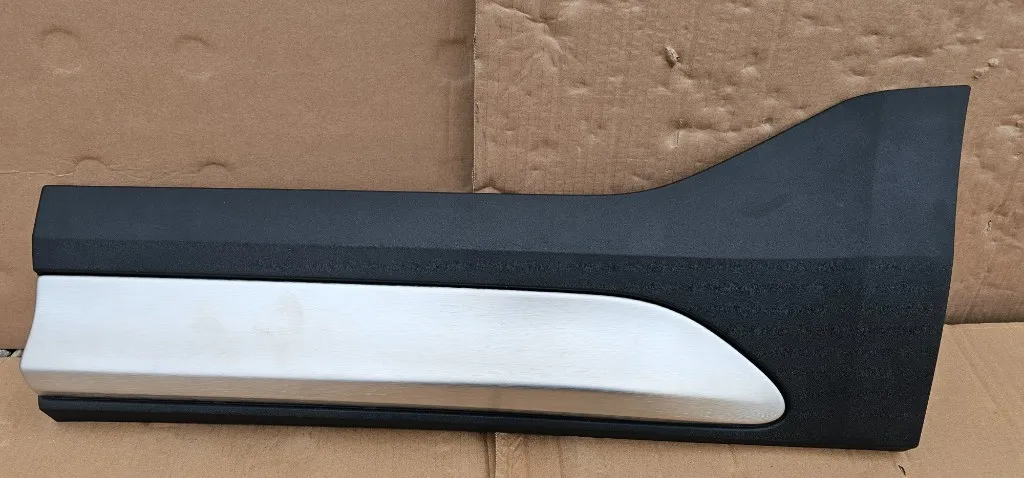Bandou usa stanga spate NOU Volvo XC40 2019 2020 2021 2022 2023