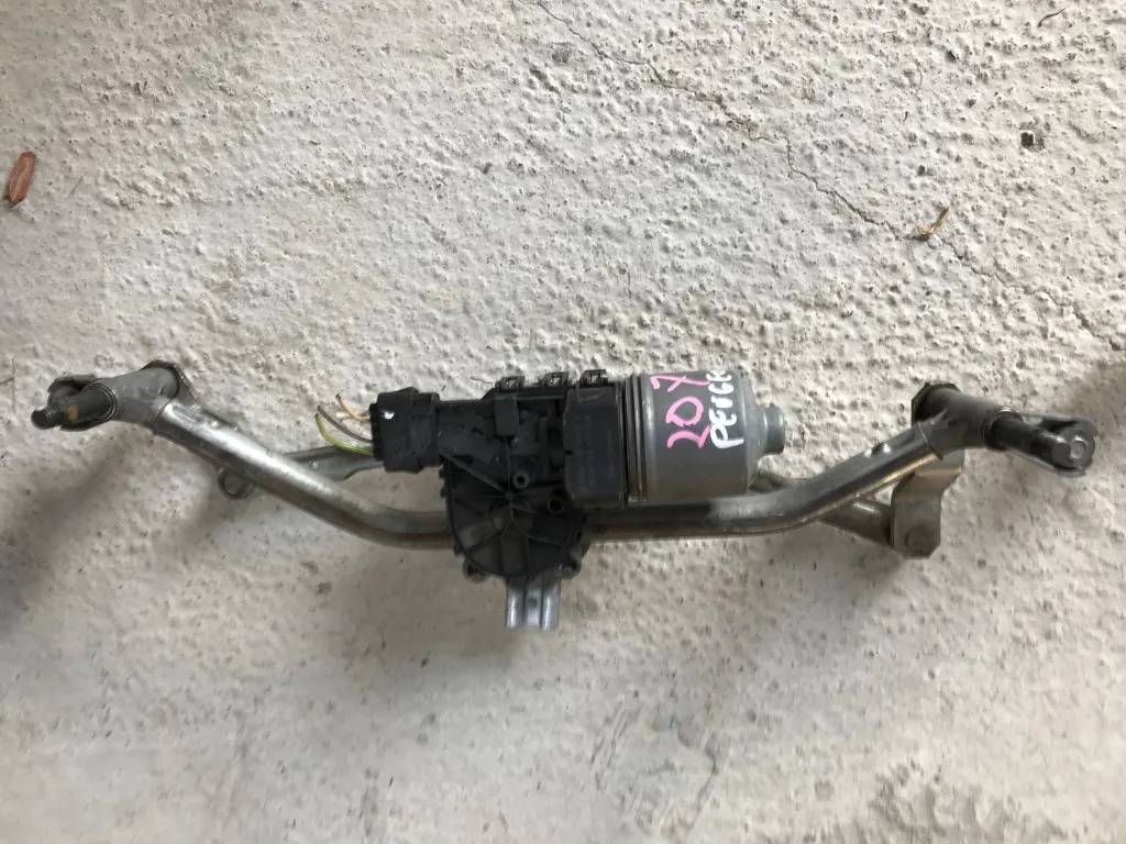 Ansamblu stergatoare cu motoras Peugeot 207 2007 2008 2009 2010