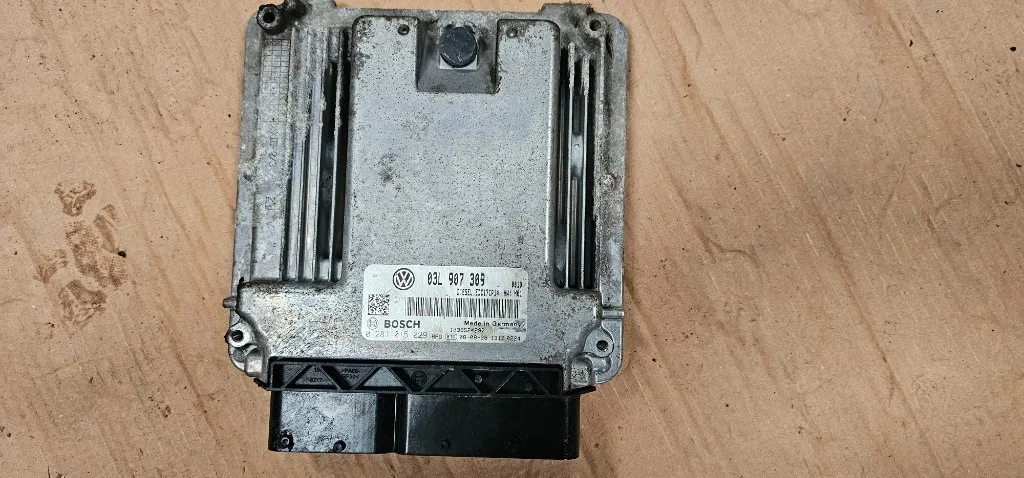 Ecu calculator motor Vw Passat B6 2.0 TDI CBAB 03L907309 2009 2010 2011 2012