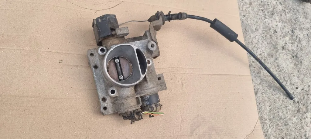 Clapeta acceleratie Fiat Panda 1.2 benzina 188a4000 2005 2006 2007 2008