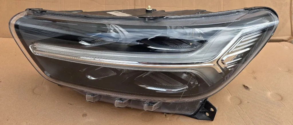 Far stanga Full LED Volvo XC40 2018 2019 2020