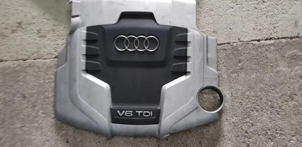 Capac motor AUDI A4 B8 A5 Q5 3.0 TDI 2009 2010 2011 2012