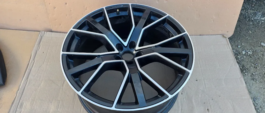 1 buc Janta Aliaj Audi Q8 SQ8 S-Line 4M8 22" 4M8601025CP 2020 2021 2022 2023