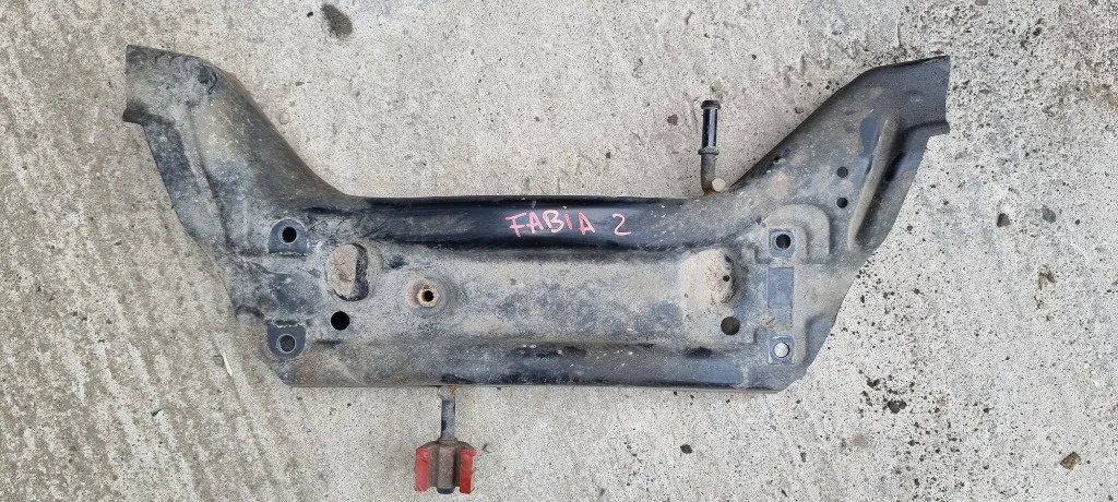 Cadru / Jug motor Skoda Fabia 2 1.2 benzina 2008 2009 2010 2011