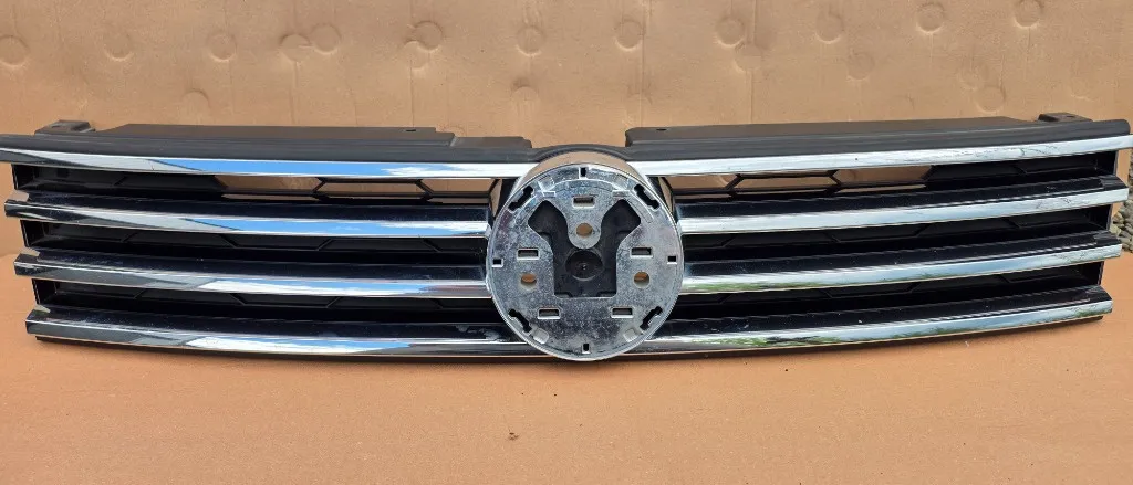 Grila radiator Vw Touareg 7P Facelift 2015 2016 2017