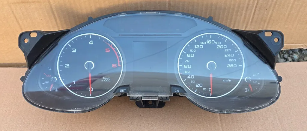 Ceasuri bord Audi A4 B8 Facelift 2.0 TDI 2012 2013 2014 2015