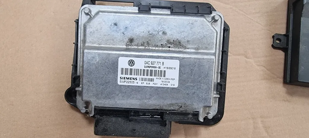Ecu / Calculator diferential Vw Touareg 7L 3.0 TDI 2006 2007 2008